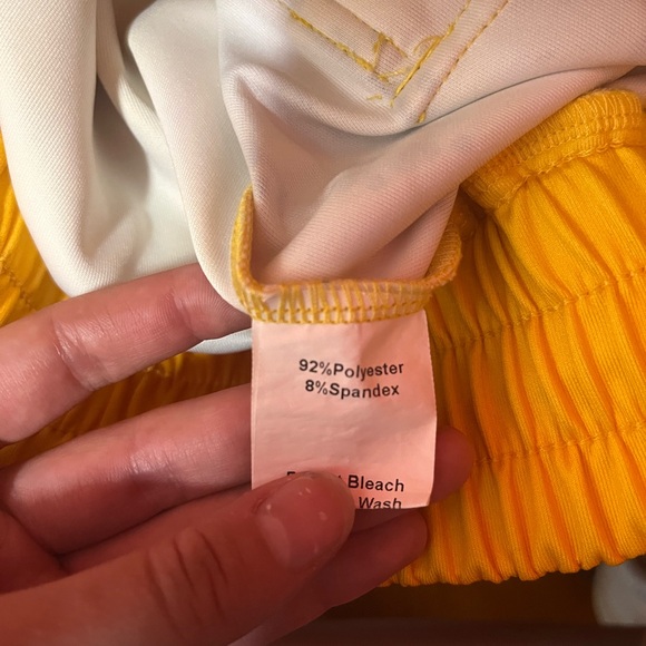 50% OFF GUAPI CARGO PANTS YELLOW - Picture 6 of 6